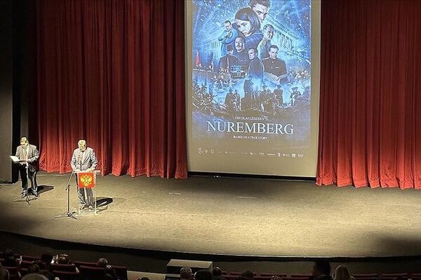 Nazi savaş suçlularının yargılandığı mahkemeyi anlatan ilk film ‘Nürnberg’in özel gösterimi yapıldı - Sputnik Türkiye