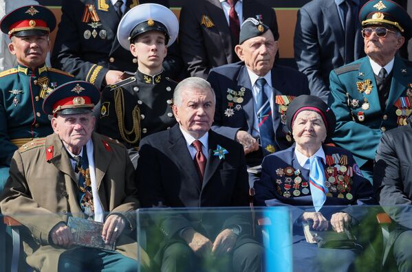 Özbekistan Cumhurbaşkanı Şevket Mirziyoyev - Sputnik Türkiye