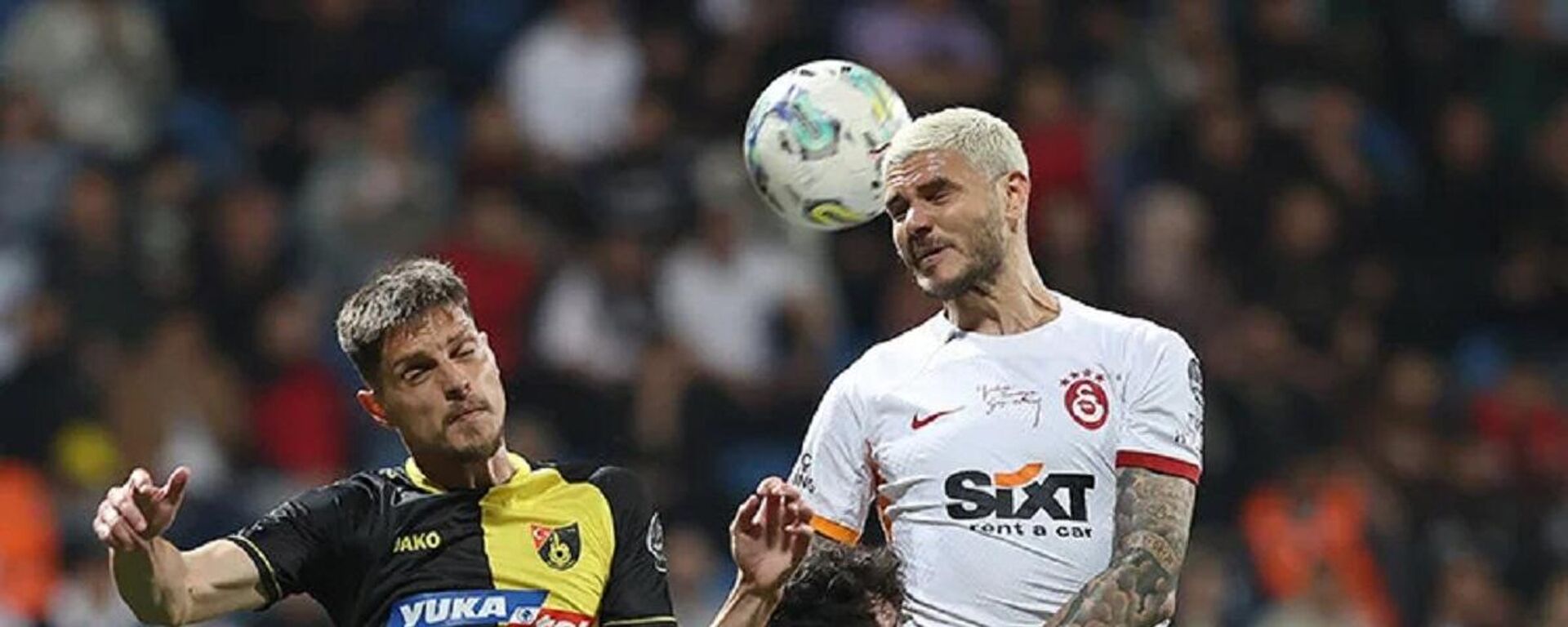 Lider Galatasaray, Spor Toto Süper Lig'in 34. haftasında konuk olduğu İstanbulspor'u 2-0 yendi. - Sputnik Türkiye, 1920, 17.05.2023