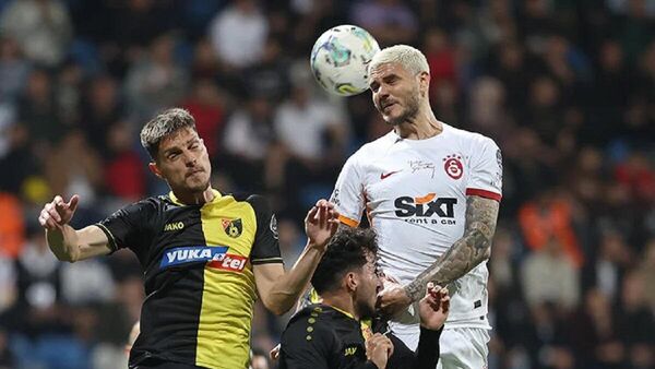 Lider Galatasaray, Spor Toto Süper Lig'in 34. haftasında konuk olduğu İstanbulspor'u 2-0 yendi. - Sputnik Türkiye