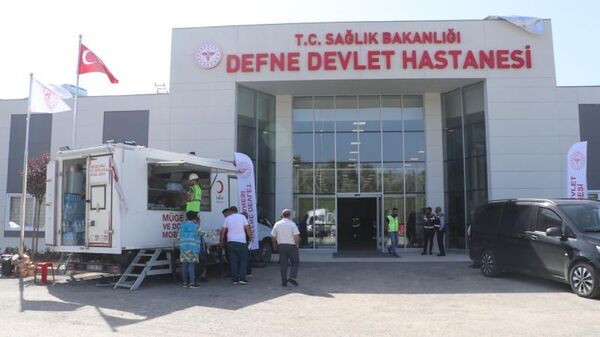 Defne Devlet Hastanesi'nde 2 hafta içinde ameliyatlara başlanacak - Sputnik Türkiye