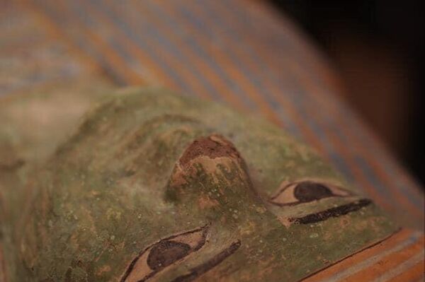 Mısır’ın Giza kentindeki tarihi Sakkara bölgesinde Ptolemaios Hanedanlığı (MÖ 305 - MÖ 30) ve 30.Firavun Hanedanlığı (MÖ 380 - MÖ 343) dönemine ait yeni eserlerin keşfedildiği duyuruldu. Bölgede yapılan kazılarda, insan ve hayvanların mumyalama işlemleri için kullanılan atölyeler, mezar, heykeller, çanak çömlek parçaları bulundu.
 - Sputnik Türkiye
