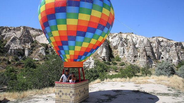 Kapadokya'ya gelemedikleri için Japonya'ya ‘sanal balon turu’ götürdü - Sputnik Türkiye