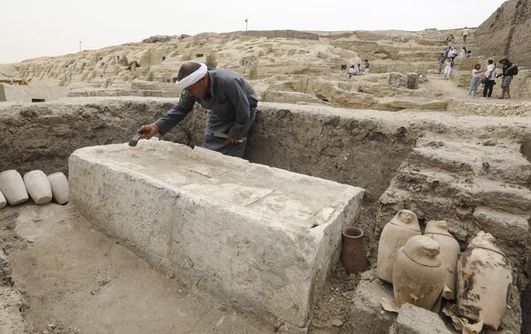 Antik Mısır&#x27;ın önemli mezarlık alanlarından biri olan Sakkara bölgesi, UNESCO Dünya Mirası Listesi&#x27;nde yer alıyor. - Sputnik Türkiye