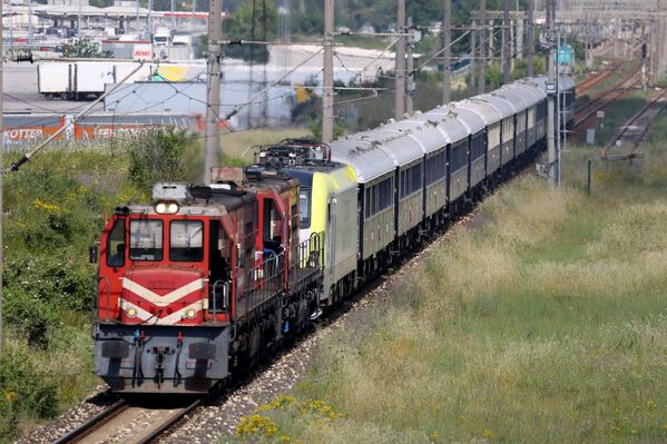 Paris'ten yola çıkan Orient Express Türkiye'de
 - Sputnik Türkiye