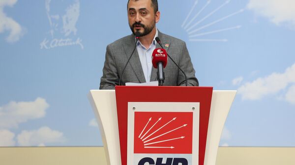 CHP'nin Sosyal Medya Yönetimi'nden sorumlu Genel Başkan Yardımcısı Eren Erdem - Sputnik Türkiye