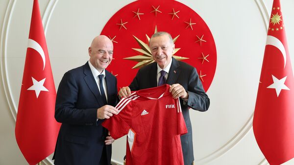 Cumhurbaşkanı Erdoğan, FIFA Başkanı Gianni Infantino - Sputnik Türkiye