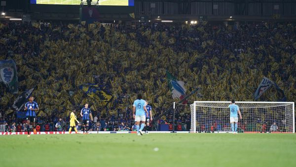 İstanbul'da oynanan UEFA Şampiyonlar Ligi finalinde İtalya ekibi Inter'i 1-0 mağlup eden İngiltere temsilcisi Manchester City, kupanın sahibi oldu. - Sputnik Türkiye