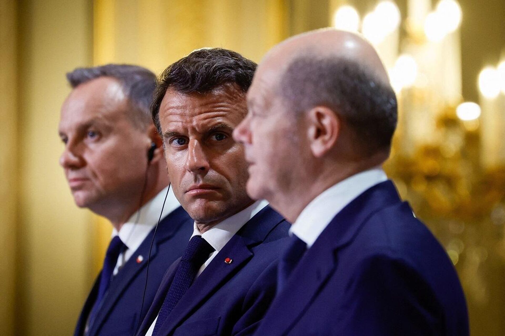 Emmanuel Macron, Olaf Scholz, Andrzej Duda - Sputnik Türkiye, 1920, 20.12.2024