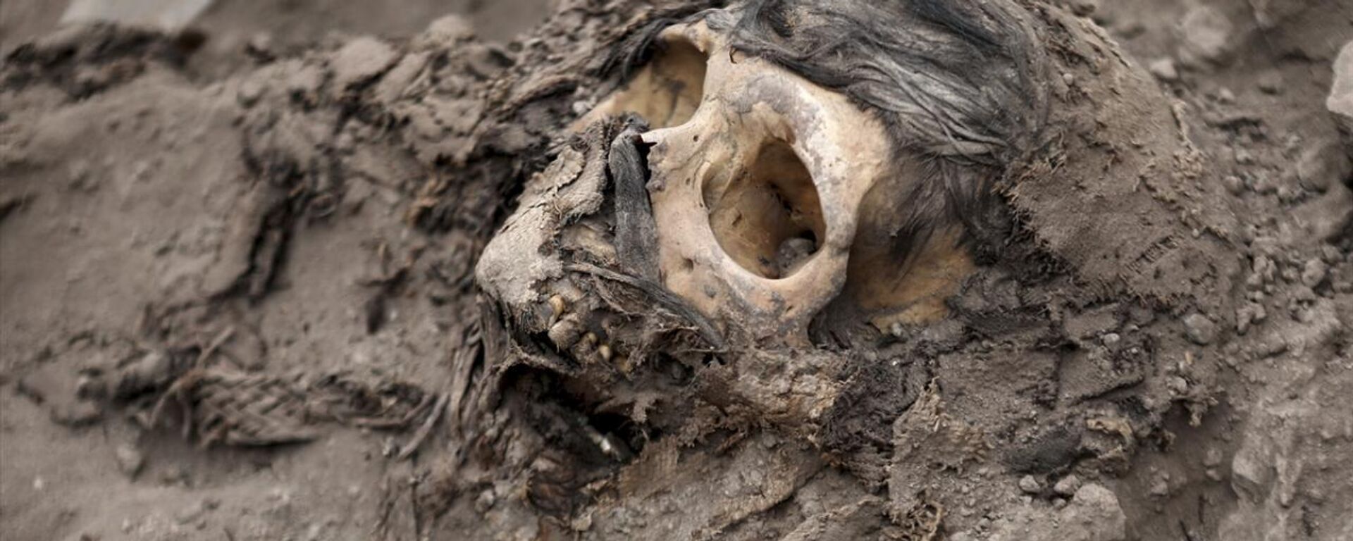 Peru'da 3 bin yıllık mumya tespit edildi - Sputnik Türkiye, 1920, 17.09.2025