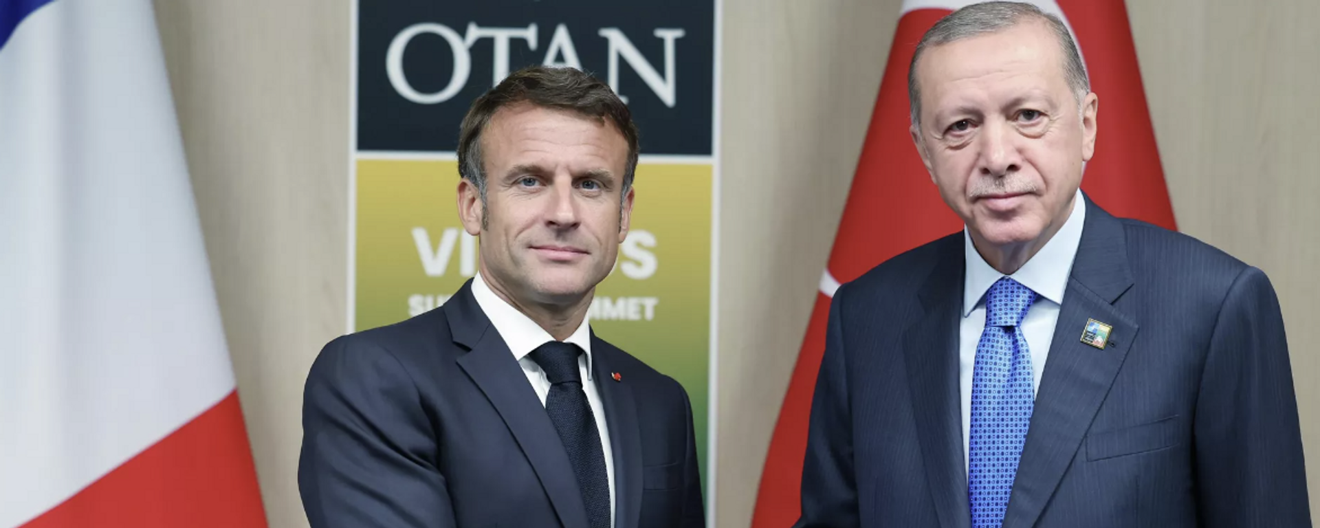 Cumhurbaşkanı Erdoğan, Macron ile görüştü - Sputnik Türkiye, 1920, 11.07.2023