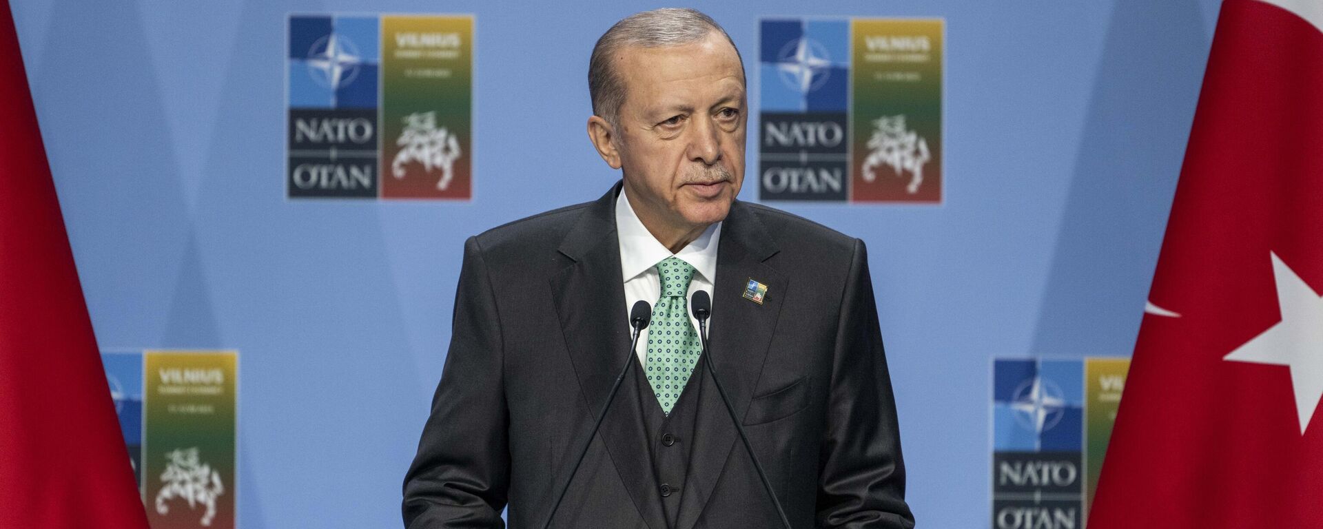 Cumhurbaşkanı Recep Tayyip Erdoğan, NATO Liderler Zirvesi sonrası basın toplantısı düzenledi - Sputnik Türkiye, 1920, 12.07.2023