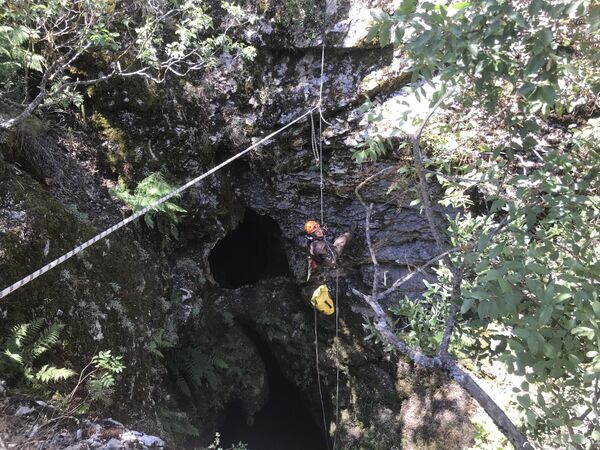 50 metrelik mağaradan Murat 124 çıktı - Sputnik Türkiye