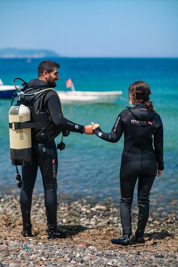 Su altında evlilik teklifi - Sputnik Türkiye