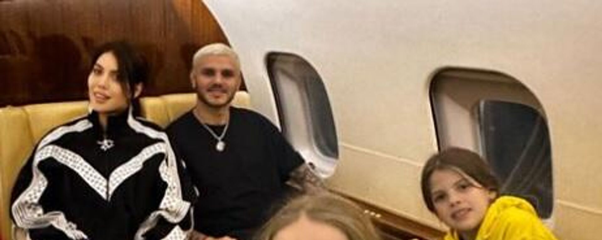 Wanda Nara, Icardi - Sputnik Türkiye, 1920, 15.11.2024