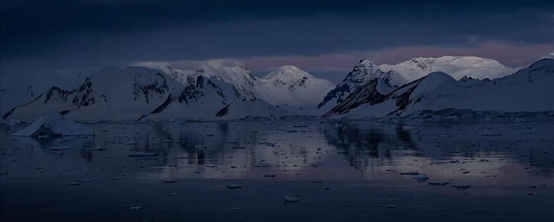 Antarktika'da Arjantin büyüklüğünde deniz buzu eridi - Sputnik Türkiye, 1920, 05.02.2026