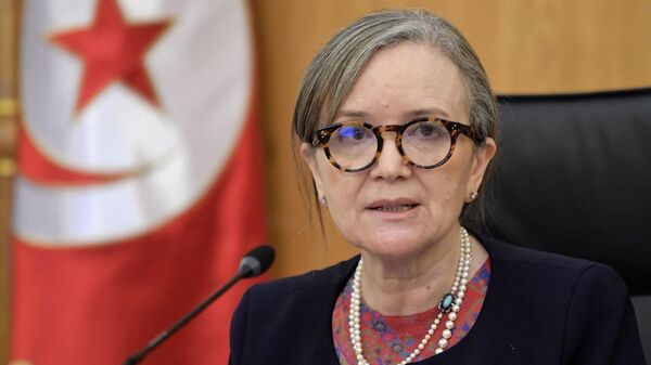 Tunus Cumhurbaşkanı Kays Said, ülkenin ilk kadın Başbakanı Necla Buden’i görevden alarak yerine yapan Ahmed Hachani’yi atadı. - Sputnik Türkiye