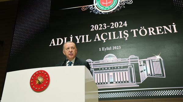 Cumhurbaşkanı Erdoğan, Yargıtay Başkanlığı'nda 2023-2024 Adli Yıl Açılış Töreni'ne katıldı. - Sputnik Türkiye