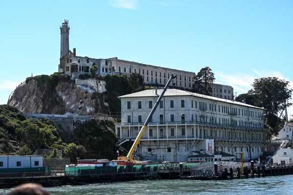 Alcatraz Adası, 1861-1963 yılları arasında cezaevi olarak kullanılmış bir adadır. - Sputnik Türkiye