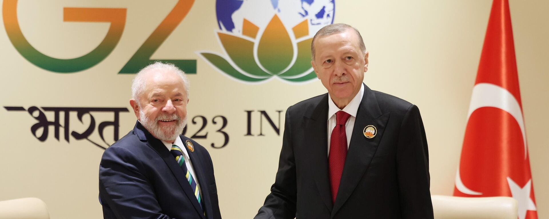 Cumhurbaşkanı Recep Tayyip Erdoğan, Yeni Delhi'de Brezilya Devlet Başkanı Lula da Silva ile görüştü. - Sputnik Türkiye, 1920, 17.10.2023