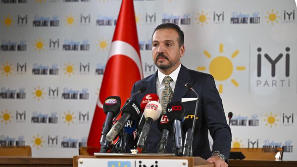 İYİ Parti Sözcüsü Kürşad Zorlu, - Sputnik Türkiye