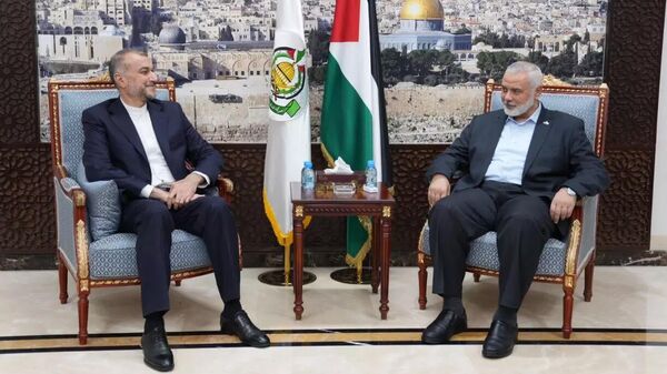  İran Dışişleri Bakanı Hüseyin Emir Abdullahiyan,  Hamas Siyasi Büro Başkanı İsmail Heniyye  - Sputnik Türkiye