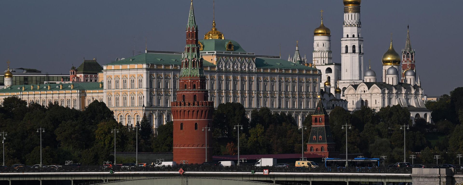 Kremlin Sarayı ve Sözcüsü Dmitriy Peskov - Sputnik Türkiye, 1920, 03.07.2026