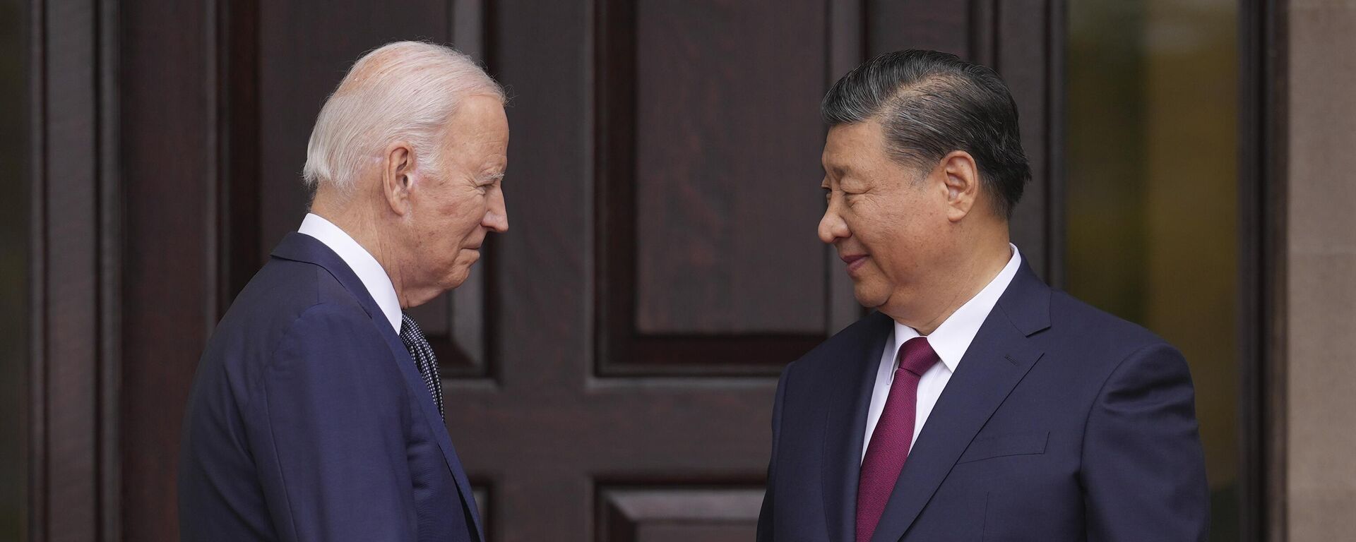 ABD Başkanı Joe Biden ve Çin Devlet Başkanı Şi Cinping - Sputnik Türkiye, 1920, 16.11.2023