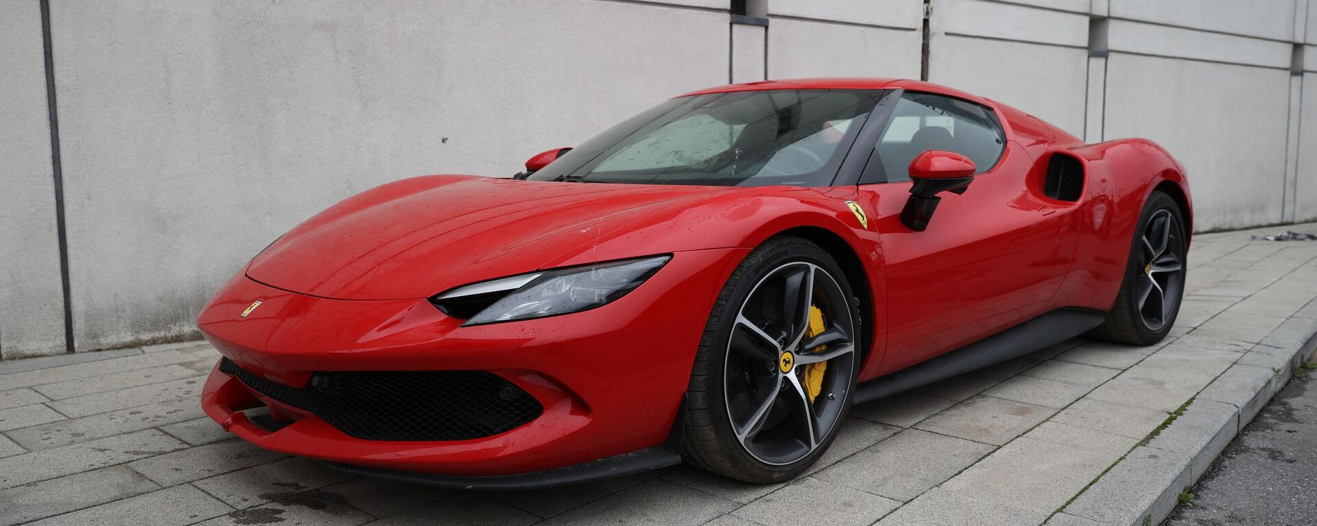 İstanbul merkezli 6 ilde düzenlenen ve Dilan Polat ile eşi Engin Polat'ın da tutuklandığı soruşturma kapsamında el konulan araçlar Anadolu Ajansı (AA) tarafından görüntülendi. - Sputnik Türkiye, 1920, 06.12.2023