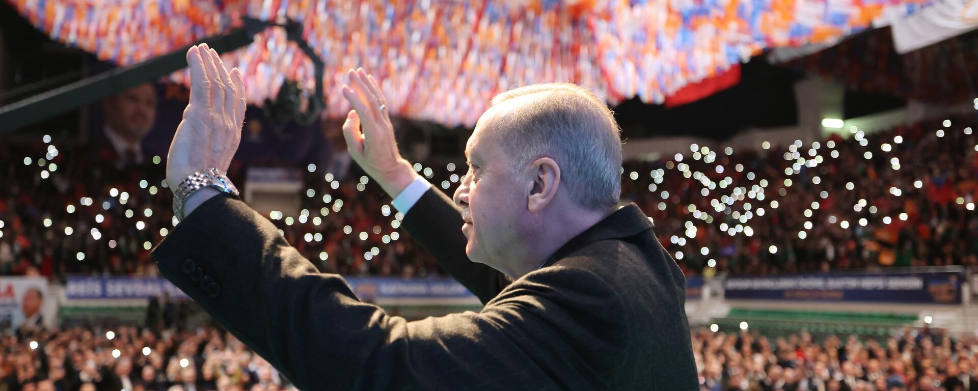 Cumhurbaşkanı Erdoğan, AK Parti Bursa İlçe Belediye Başkan Adayları Tanıtım Toplantısı’nda konuştu. - Sputnik Türkiye, 1920, 02.02.2024