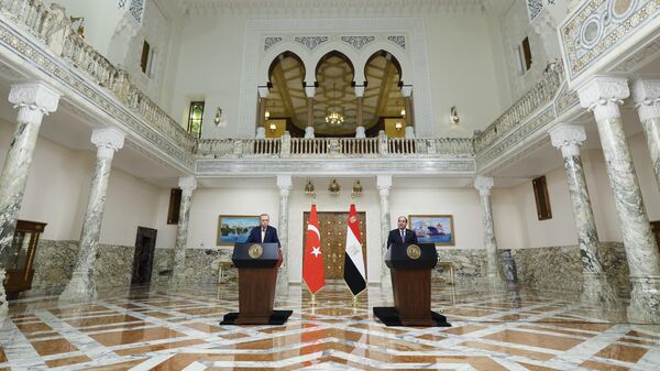 Cumhurbaşkanı Recep Tayyip Erdoğan,  Mısır Cumhurbaşkanı Abdulfettah es-Sisi - Sputnik Türkiye