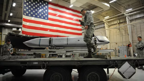 AGM-158 Joint Air-to-Surface Standoff Missile - Sputnik Türkiye