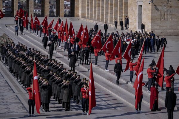 Anıtkabir&#x27;de de Şehitleri Anma töreni yapıldı.  - Sputnik Türkiye