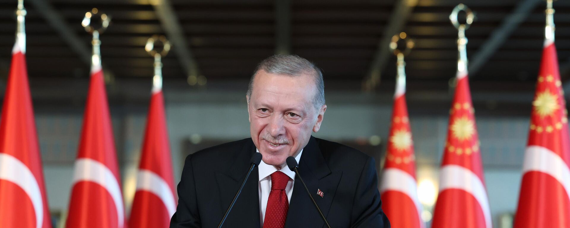 Cumhurbaşkanı Recep Tayyip Erdoğan - Sputnik Türkiye, 1920, 09.04.2024