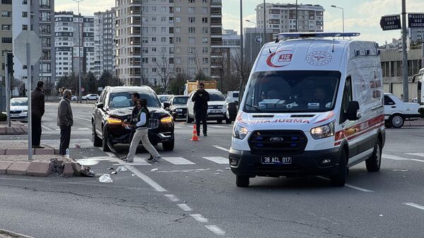 Kayseri'de trafik kazası - Sputnik Türkiye