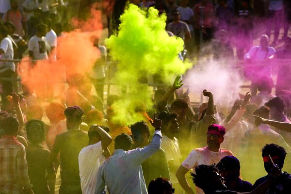 Holi Festivali, Hindistan&#x27;ın her yerinde kutlansa da en coşkulu kutlamalar Rajasthan eyaletinde gerçekleşiyor. - Sputnik Türkiye
