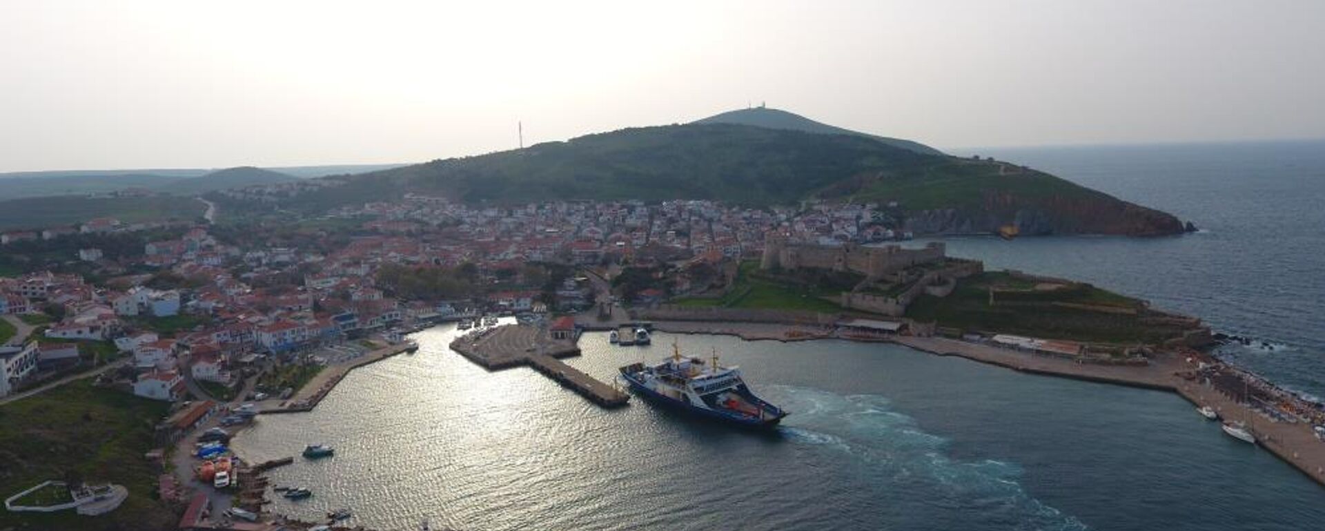 Bozcaada - Sputnik Türkiye, 1920, 04.06.2025