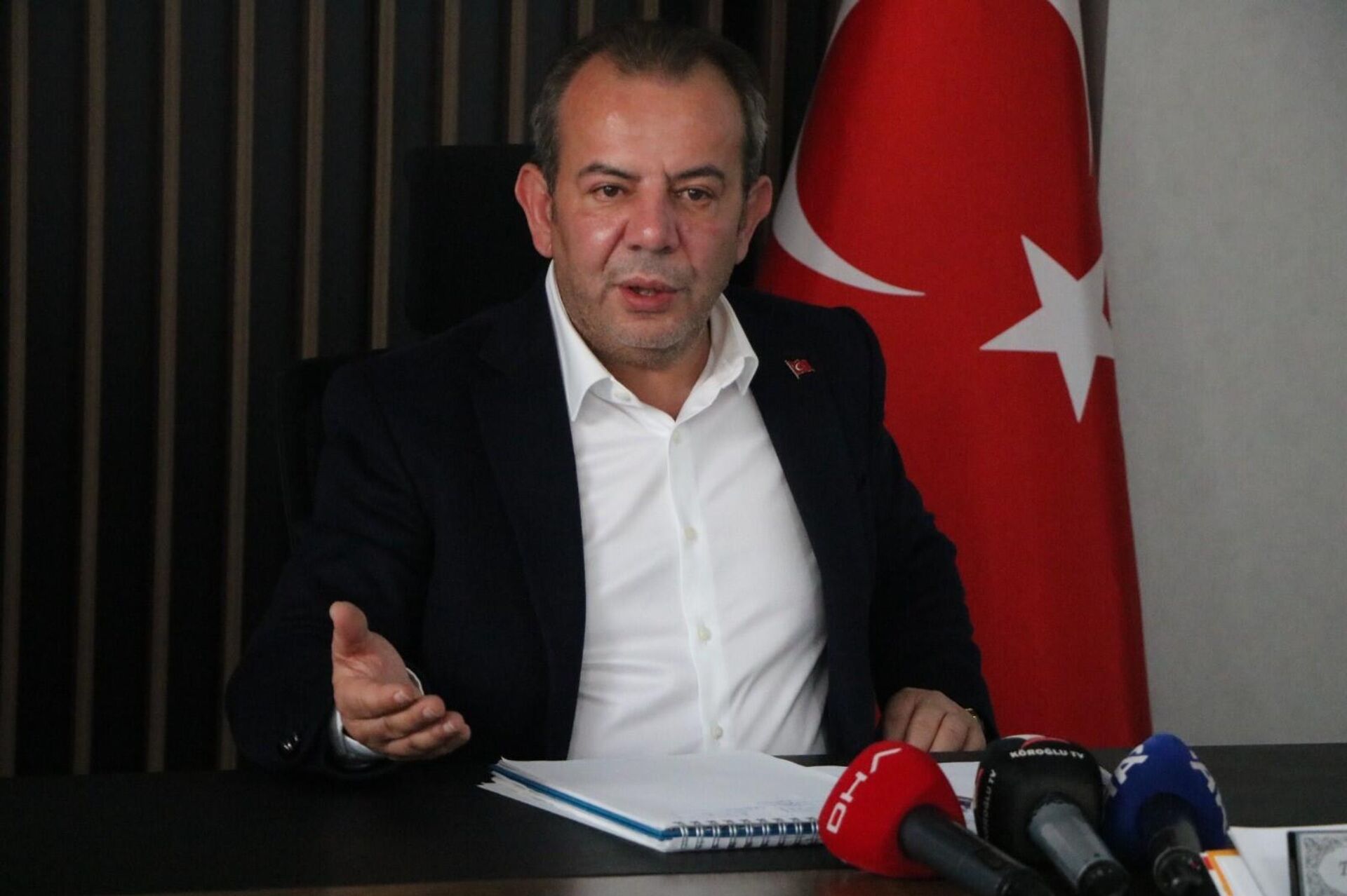 CHP'li Bolu Belediye Başkanı Tanju Özcan - Sputnik Türkiye, 1920, 02.03.2026