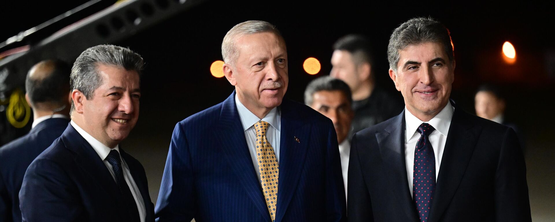 Cumhurbaşkanı Recep Tayyip Erdoğan, IKBY Başkanı Neçirvan Barzani, IKBY Başbakanı Mesrur Barzani  - Sputnik Türkiye, 1920, 22.04.2024
