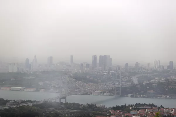 İstanbul'da toz taşınımı etkili oldu İstanbul'da toz taşınımı etkili oldu - Sputnik Türkiye