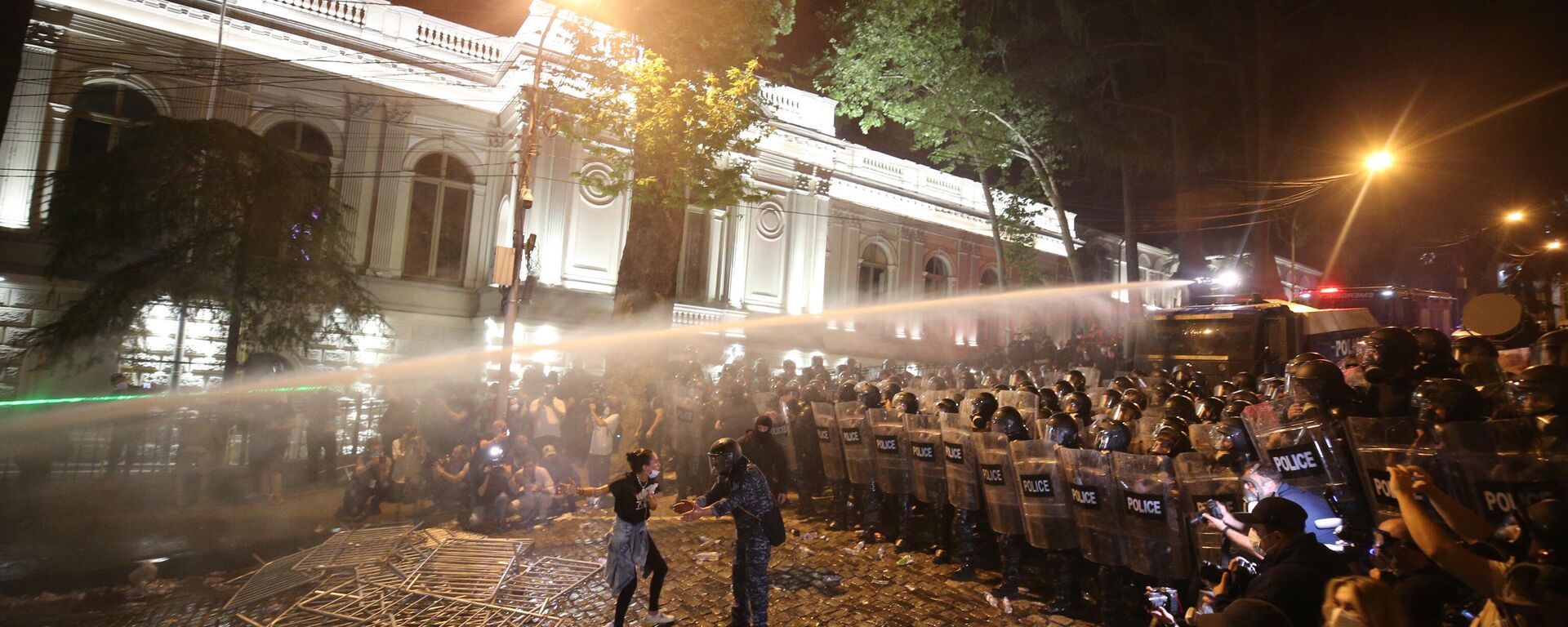 Gürcistan Tiflis'te protestolar - Sputnik Türkiye, 1920, 08.05.2024