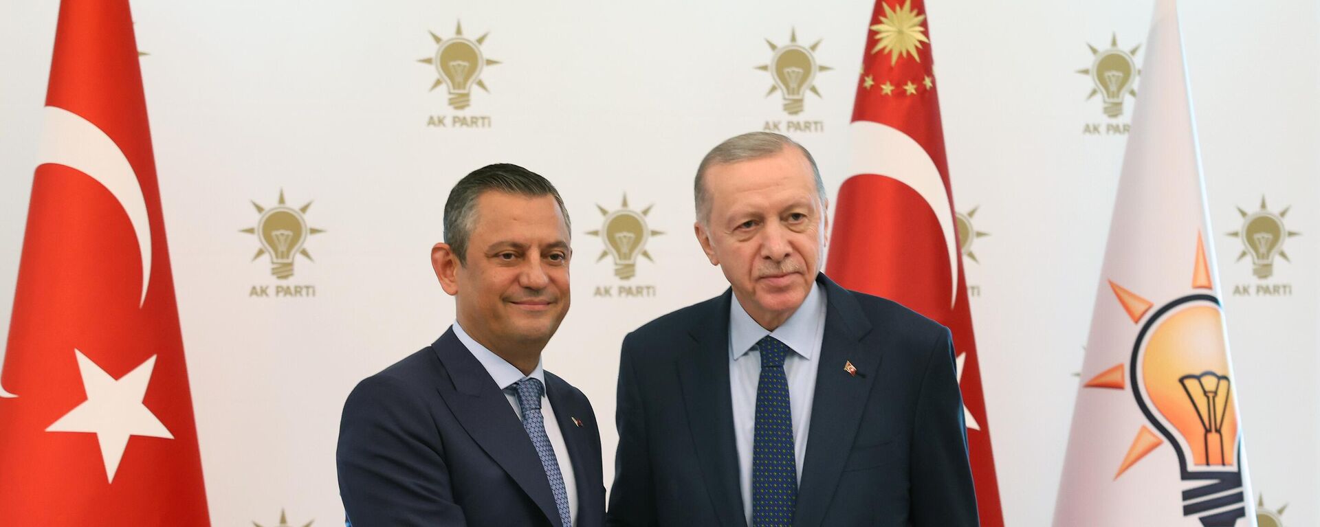 Erdoğan, CHP lideri Özel ile görüşüyor - Sputnik Türkiye, 1920, 02.05.2024