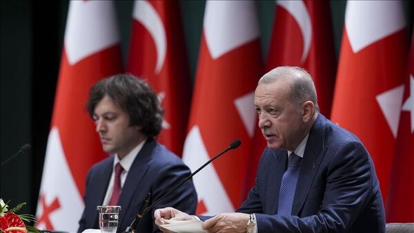 Cumhurbaşkanı Erdoğan ve Gürcistan Başbakanı İrakli Kobakhidze - Sputnik Türkiye