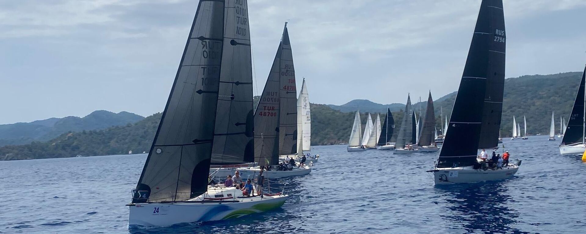 Atatürk'ü Anma Gençlik Kupası Yelken Yarışları'nda üçüncü gün tamamlandı
 - Sputnik Türkiye, 1920, 17.05.2024