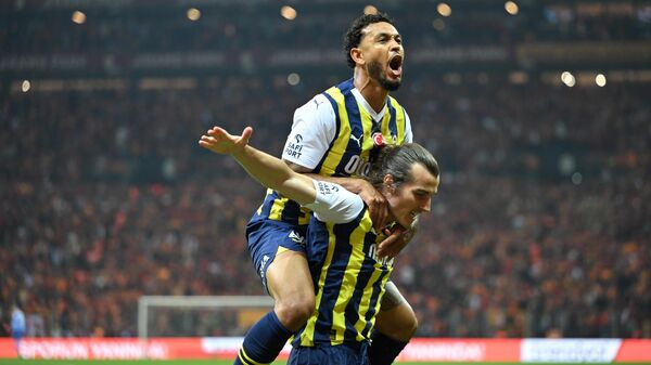 Fenerbahçe deplasmanda Galatasaray'ı 1-0 mağlup etti - Sputnik Türkiye