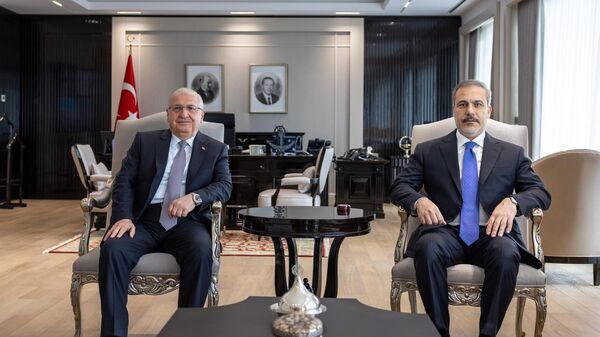 Milli Savunma Bakanı Güler ve Dışişleri Bakanı Fidan - Sputnik Türkiye