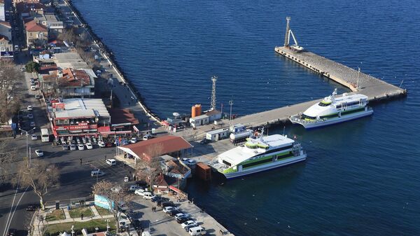 Bursa Deniz Otobüsleri İşletmesi (BUDO) 230 lira olan Mudanya-İstanbul seferini 350 liraya çıkardı. - Sputnik Türkiye