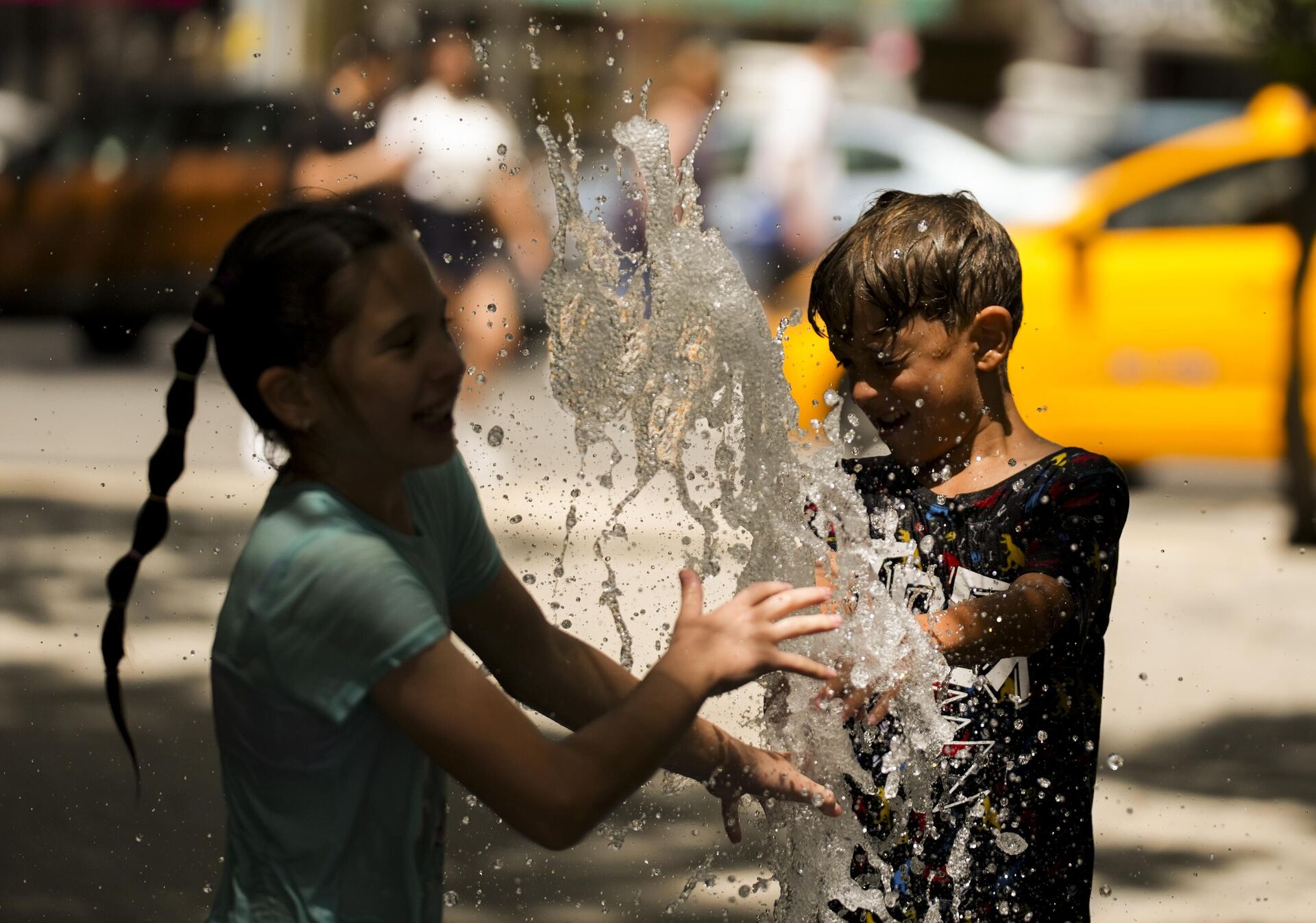 Sıcak hava - Sputnik Türkiye, 1920, 13.06.2025