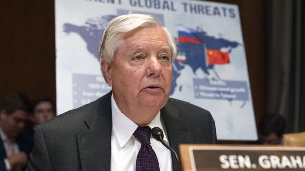 ABD'li Senatör Lindsey Graham ABD'li Senatör Lindsey Graham - Sputnik Türkiye