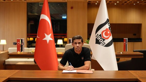 Beşiktaş, Brezilyalı defans oyuncusu Gabriel Paulista ile 3 yıllık sözleşme imzaladı. - Sputnik Türkiye